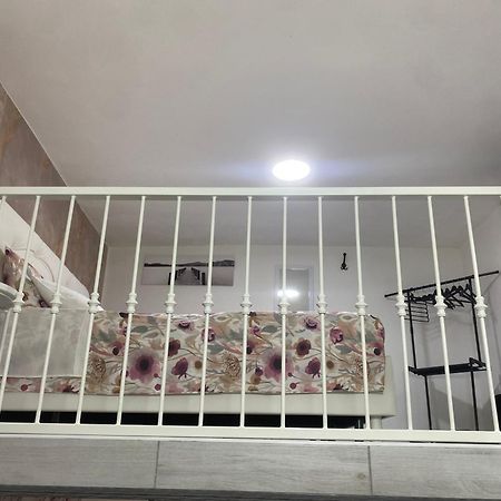 House Quartieri Sasymary ナポリ エクステリア 写真