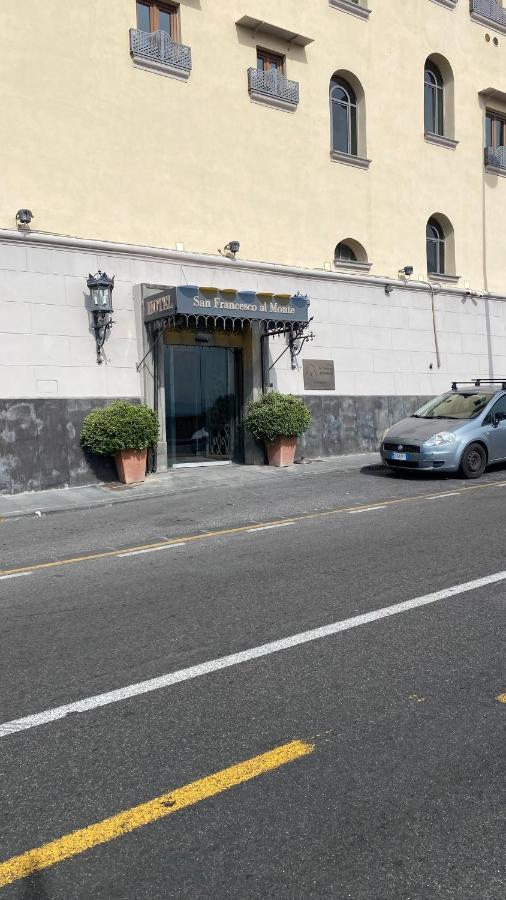 House Quartieri Sasymary ナポリ エクステリア 写真